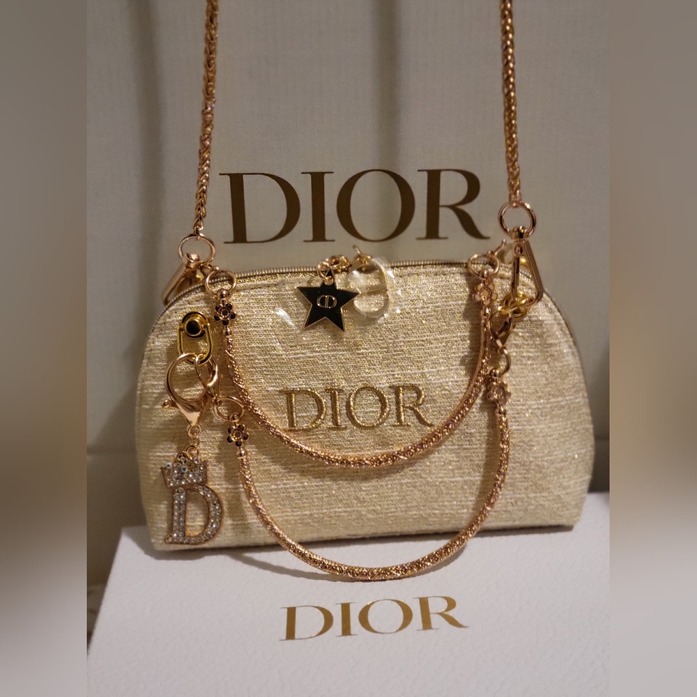 Dior Shimmering Gold Pouch - Picture 5 of 7